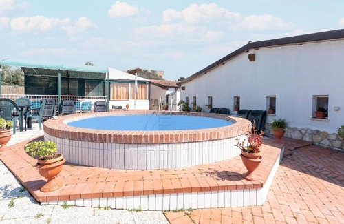 Priverno House | Inviting holiday home in Priverno with terrace