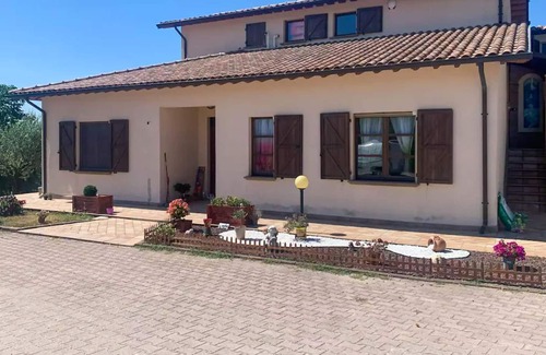 Nocera Umbra House | Inviting holiday home in Umbria with garden
