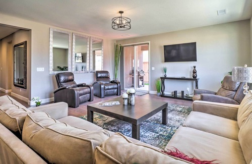 Reno House | Inviting Reno Abode: Ski, Explore & Relax!