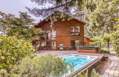 Marcola House | Inviting retreat with central AC, private pool, hot tub, and private W/D