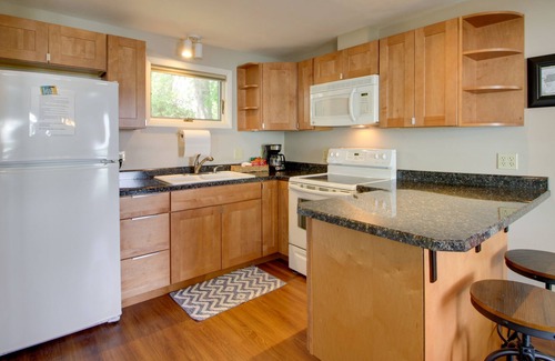 Watab Cabin | Inviting Rice Cabin w/ Fire Pit & Lake Access!