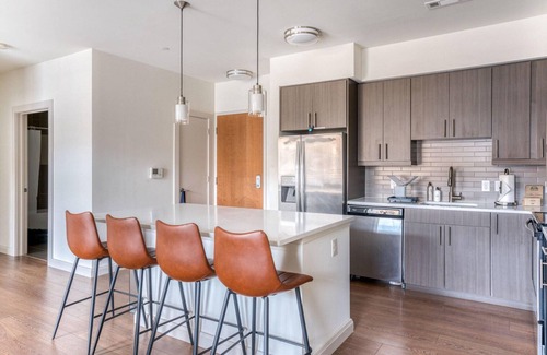 Waltham Apartment | Inviting Waltham 2BR w/Gym & In-Unit W/D, near Dining, by Blueground