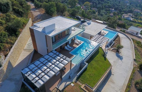 Lefkada Villa | ioniangems