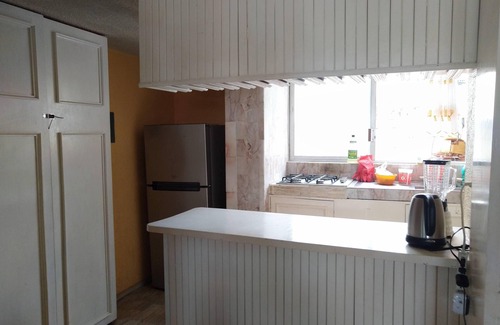 Club Deportivo Apartment | IOW4© COMPARTIR VIAJES EN ZONAS DE LUJO EN COLIVING SOLO PARA VIAJEROS ATREVIDOS