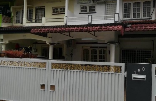 Taman Sri Ampang House | Ipoh, Malaysia homestay At Ampang near Sunway lost world Tambun