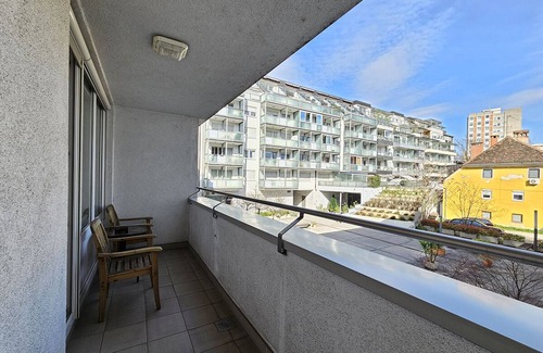 Ljubljana City Centre Apartment | Irena Tour As/Quiet 1BR apartment with shower&balcony, garage, WiFi&AC