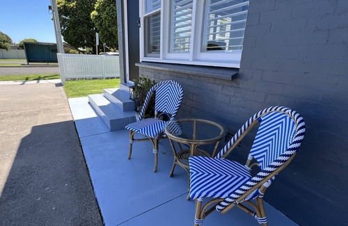 Lakes Entrance Apartment | Irene June Coastal Retreat 1