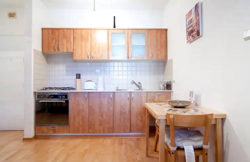 Ra'ananna Condo | Irene's studioflat, Raanana Center
