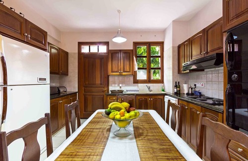 Peristerona Villa | Irene Villa