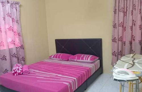 Seri Manjung House | Irfans HomestayDouble storey