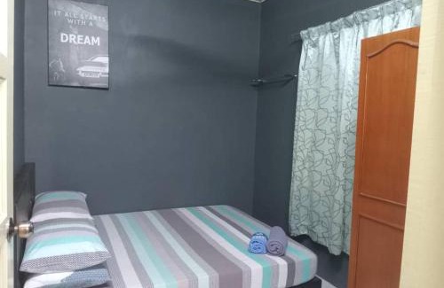 Seri Manjung House | Irfans HomestayDouble storey