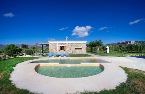 Korfalonas Villa | Iridanos Villa with 3 bedrooms and private pool, 400 meters from the beach