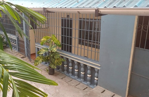 Douala Apartment | Irina Blessed Homes : 1-bedroom apartment in Douala Bonanjo with WiFi, AC