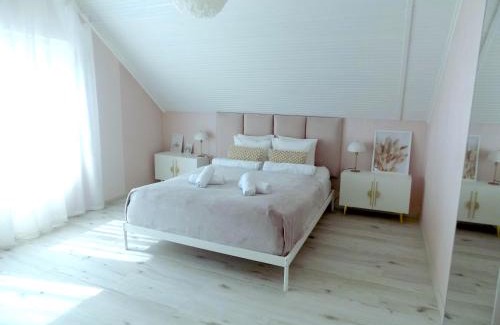 Szekesfehervar Apartment | Iris Home