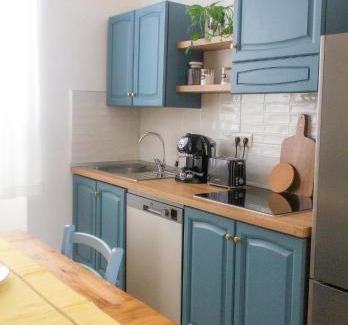 Olbia Apartment | Iron-Bridge House, elegant apartment bay front