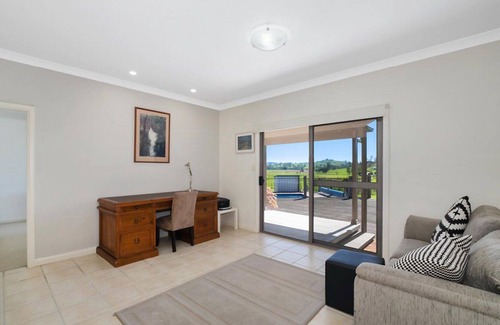 Gloucester House | Irrawang on Thunderbolts Gloucester