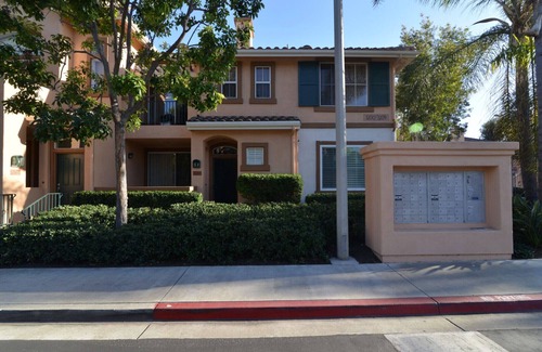 Westpark Condo | Irvine Resort Style 2 bedrooms/2 bathrooms furnished, 1 floor, attached garage