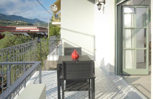 Kalamata Apartment | Isavella's apartments under the castle