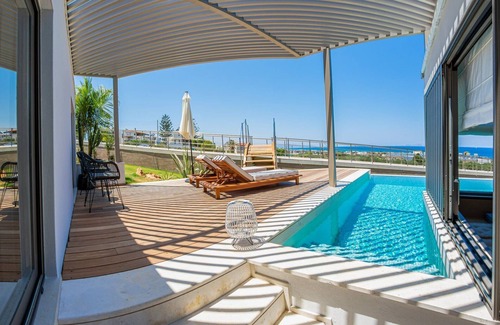 Anissaras House | ISholidays Divine - 1 Bedroom Sea View Villa with Private Pool