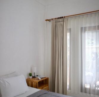 Kuta House | Isirela