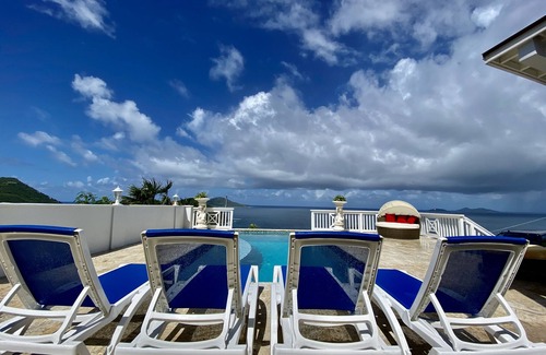 Mandal Villa | Isla Paradiso, your own private oasis
