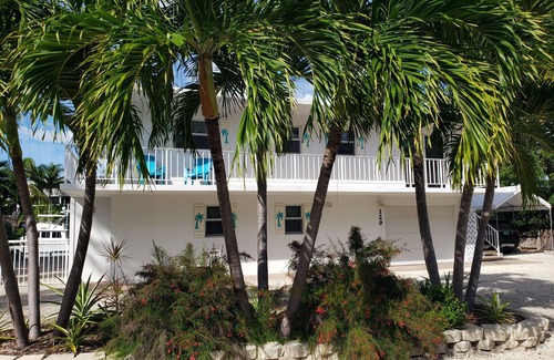 Venetian Shores House | Islamorada paradise vacation home in sought after Venation shores