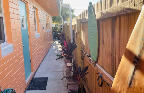 New Smyrna Beach Cottage | Island Beach Cottage! 150 Steps To The Beach!