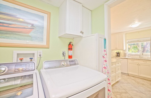 Sanibel Condo | Island Beach Club #210A is a 2/2 vacation rental on Sanibel Island.