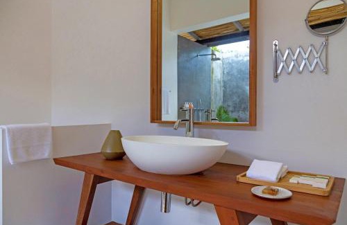 Koh Rong Sanloem Resort | ISLAND CENTER POINT