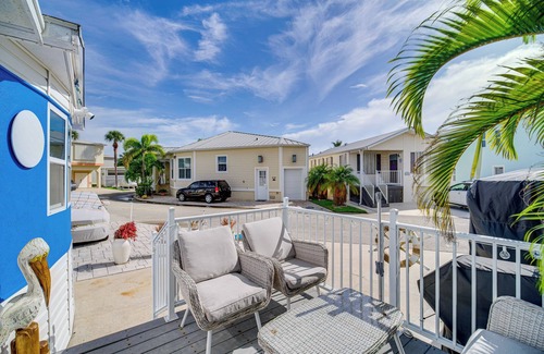 Nettles Island Cottage | Island Cottage in Jensen Beach w/Pool Access!