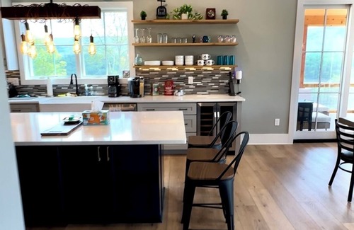 Fort Valley House | Island in the Sky-Shenandoah Valley with Heated Pool, Game Rm, Hot-Tub, Views