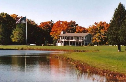 Washington Island Resort | Island Motel Room w/King Bed