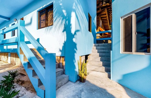 Caye Caulker House | Island Paradise Suite with WiFi, Partial AC & Pool, Rooftop Patio & BBQ Area