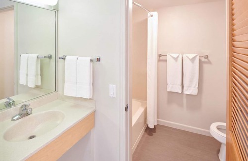 Kahului House | Island Paradise! Three Gorgeous Units, Pool, Pet-Friendly