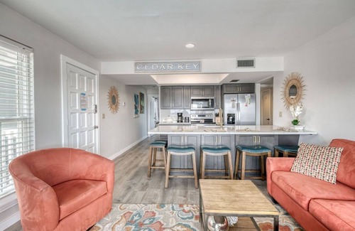 Cedar Key Condo | Island Place 214 Is An Open Gulf Condo!