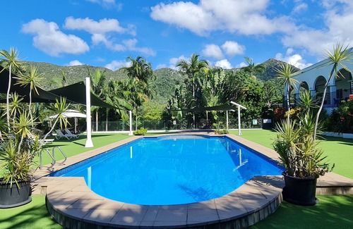 Nelly Bay Resort | Island Serenity @Amaroo On Mandalay tropical island paradise