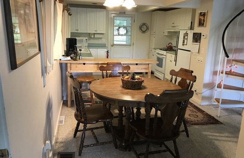 Poynette Cottage | Island View Hideaway-Peaceful, On Water, Canoe, Scenic, Birds, Nature, Sandbars!