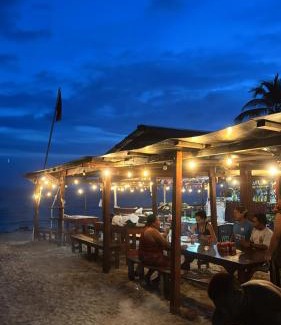 Panama Other | Islas de San blas Camping frente al mar