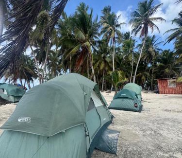 Panama Other | Islas de San blas Camping frente al mar