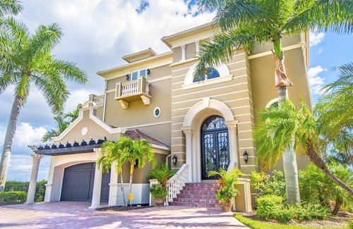 Isles of Capri House | Isles Of Capri & Marco Island area! Live Like Royalty In The 10,000 Islands -