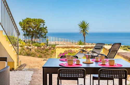 Paduledda Apartment | Isola rossa apartment with sea view