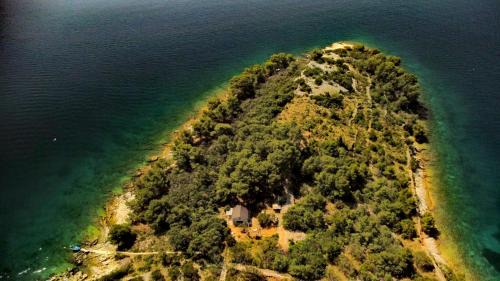 Municipality of Kali Ski Chalet | Isolated, 30m to sea, Viktoria s cottage