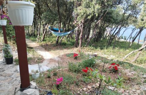 Municipality of Kali Ski Chalet | Isolated, 30m to sea, Viktoria s cottage