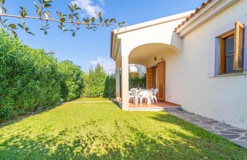 San Teodoro City Centre Apartment | ISS Travel, L'Avru - 700 m from La Cinta beach