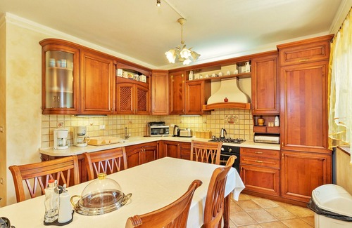 Liznjan Villa | Istrian luxury villa - 300m2, garden 2000m, children's playground, 40m2 pool, WiFi