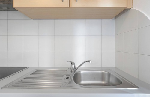 St. Pauls Apartment | Apartment 'Golden' with Mountain View, Shared Terrace and Wi-Fi