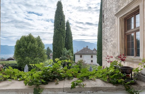 Berg/Monte Apartment | Room 'Zinnenberg Suite 1' with Mountain View, Shared Terrace and Wi-Fi