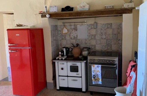 Castelnuovo di Val di Cecina House | The Ladybug