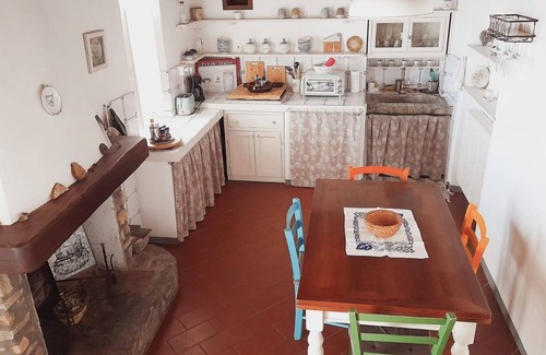 Castelvecchio House | Charming stone house in ancient village (Lucca, Tuscany) with view and olive grove