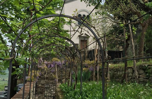 Montefioralle Apartment | Luxury apartment with private garden in Montefioralle near Greve in Chianti